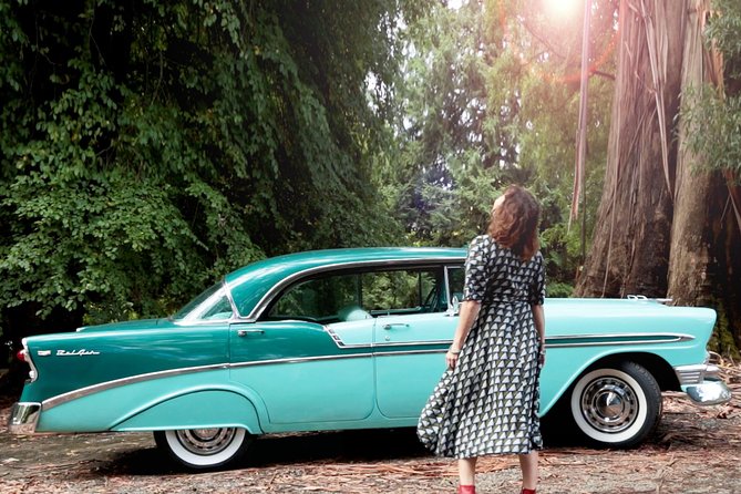'56 Chevrolet 3-hr Melbourne Classic Car Private Tour (4 ppl) - Sliding into Melbourne in a 1956 Chevrolet