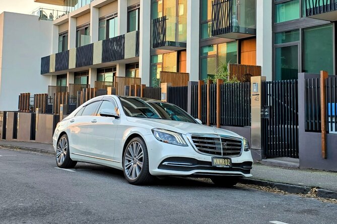 Airport Transfers - Chauffeur Car & Limo Services of Melbourne - Why this Melbourne Airport transfer feels worth it