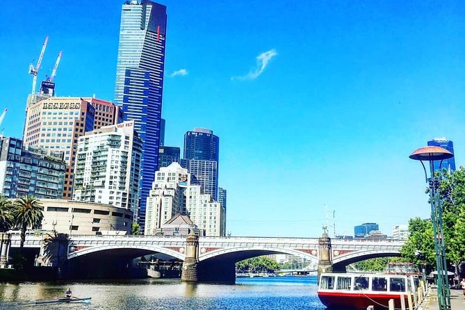 Breathtaking Sightseeing Cruises In the Heart of Melbourne - How the Commentary Works (and When Audio Becomes the Problem)