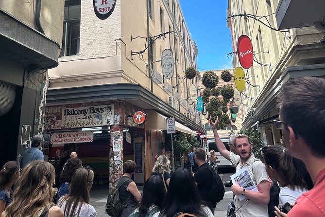 English Melbourne Walking Tour - Bourke Street Mall, Chinatown, and State Library Victoria