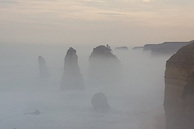 Express Twelve Apostles Day Trip from Melbourne - London Bridge Limestone Stack: 30 Minutes for the Name and Collapse