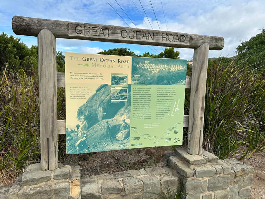 From Melbourne: 12 Apostles & Great Ocean Road Private Tour - Price and Value: $573 Per Group Up to 4