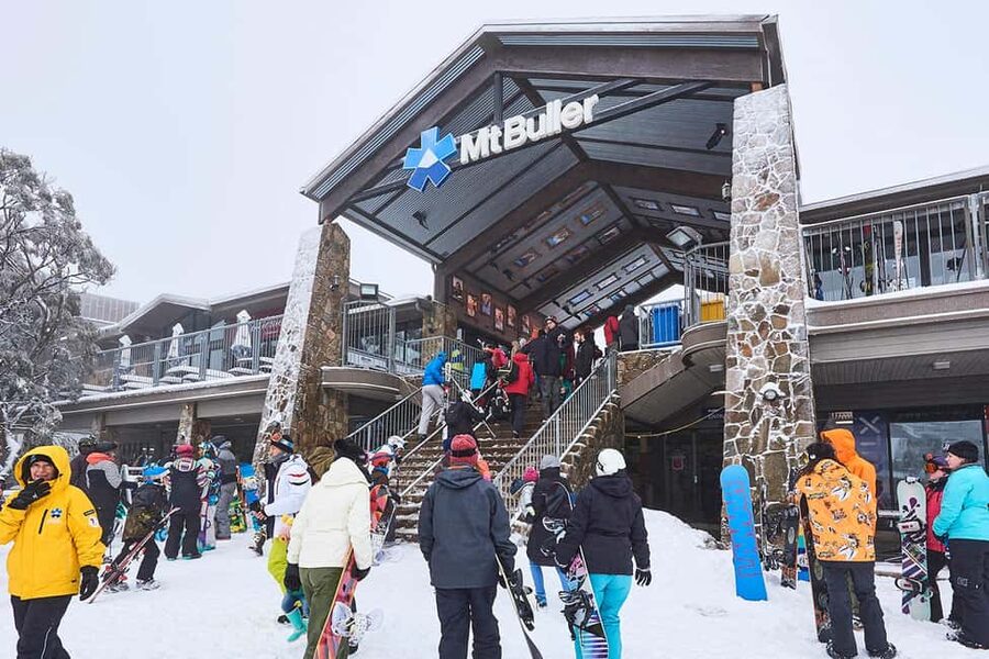 From Melbourne: Day Tour to Mt Buller with Snow Clothes - Premium coach comfort: what your Melbourne-to-Mt Buller ride feels like