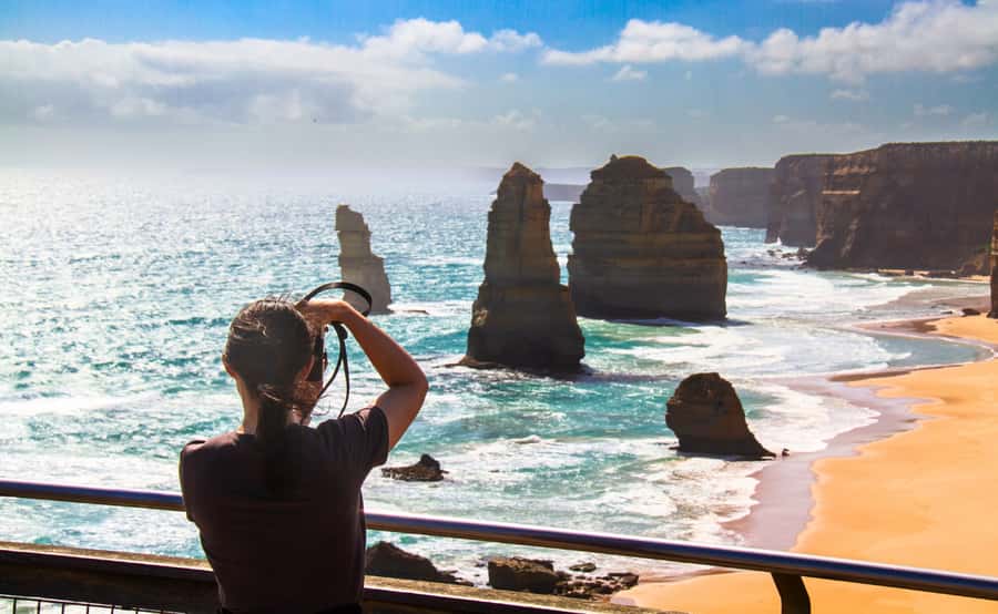 From Melbourne: Great Ocean Road Full-Day Guided Trip - Memorial Arch: The Easy Photo Stop That Marks the Start