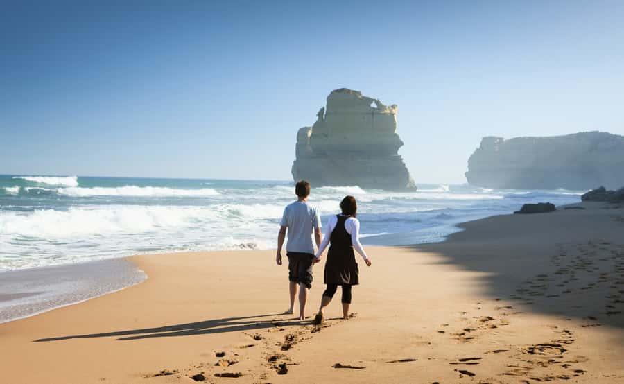 From Melbourne: Great Ocean Road Full-Day Guided Trip - Loch Ard Gorge: Shipwreck Stories in a Place That Looks Like It Means It