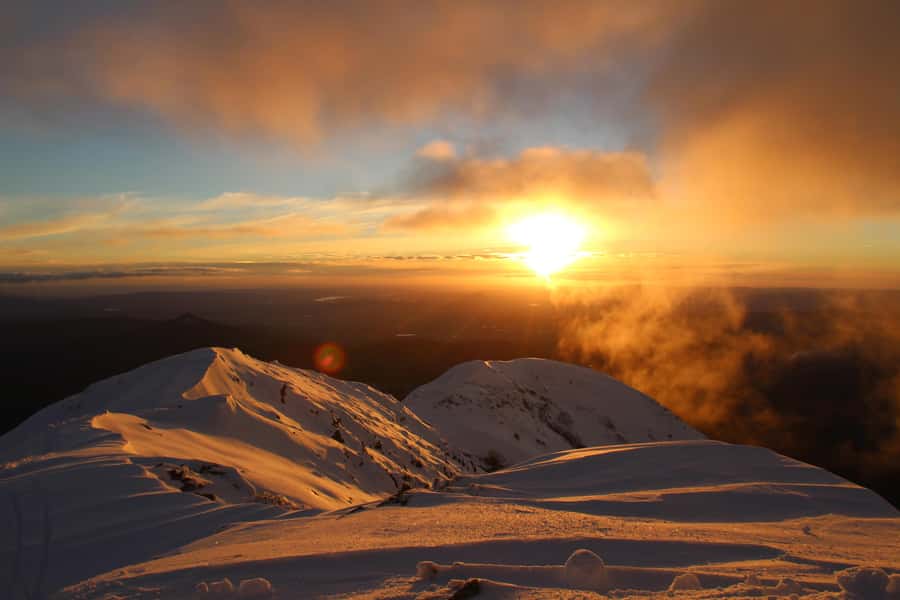 From Melbourne: Mt Buller Scenic Snow Getaway Day Tour - Getting there: early pickups and what the bus ride means