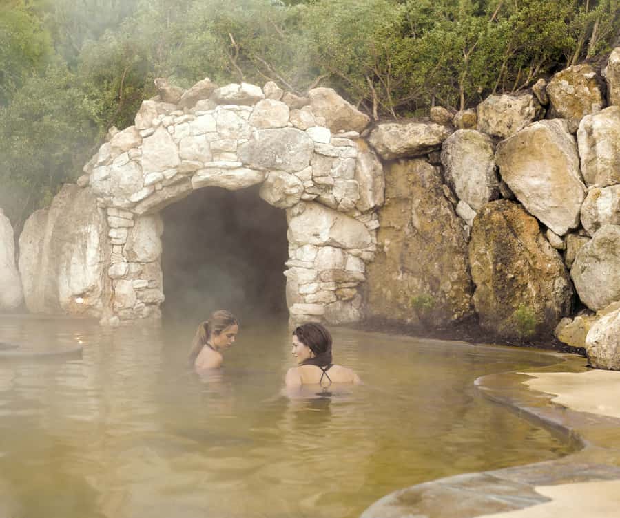 From Melbourne: Peninsula Hot Springs & Bathing Boxes Tour - Key things to know before you go