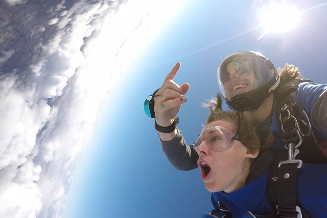 From Melbourne: Tandem Skydive over Great Ocean Road - Up to 15,000 ft over the Great Ocean Road: views you can’t fake