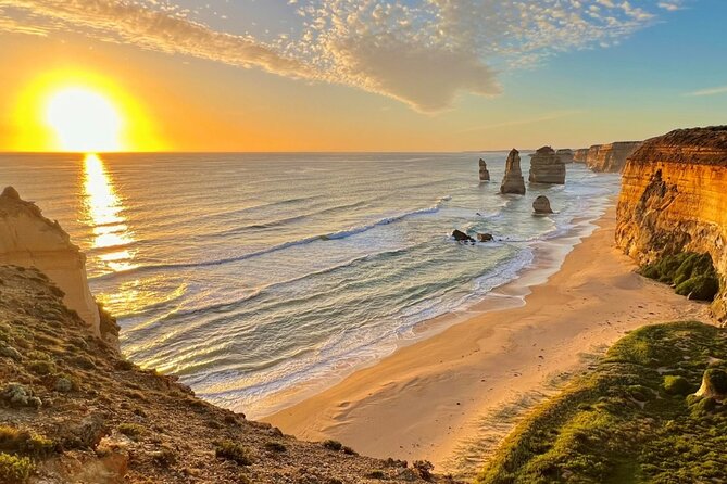 Full-Day Great Ocean Road and 12 Apostles Sunset Tour from Melbourne - Price and logistics: why $99.70 can make sense