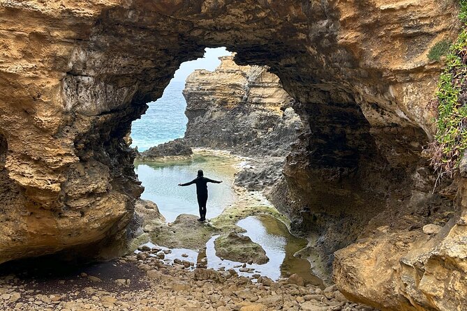 Great Ocean Road and 12 Apostles Private Day Tour - Stop 7: Apollo Bay—1 hour to reset and choose lunch