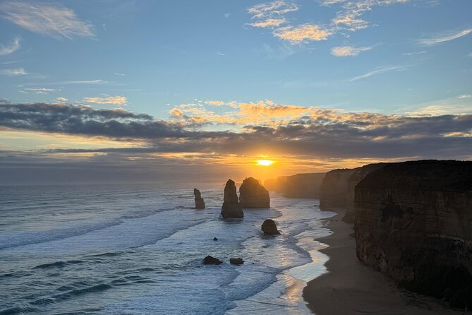 Great Ocean Road and 12 Apostles Private Day Tour - Stop 2: Torquay and Bells Beach Lookout—surf culture in 15 minutes