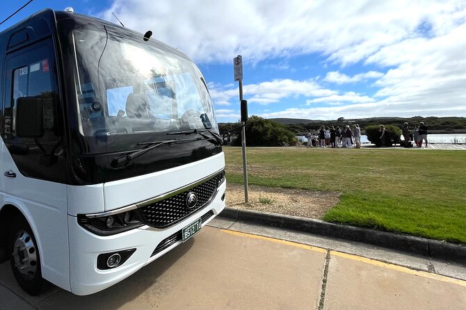Great Ocean Road Must-See Extended Tour – 12 Apostles & Beyond - London Bridge: the extra arch that feels worth the stretch