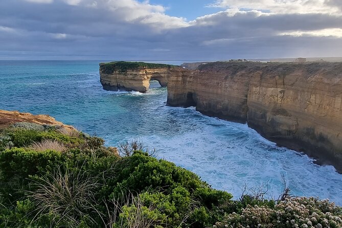 Great Ocean Road Private Luxury Tour - Apollo Bay lunch you can control, plus Split Point Lighthouse history