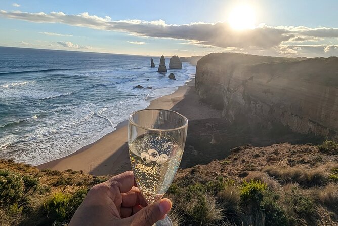 Great Ocean Road Small Group Tour with Dingos, Sparkling & Lunch - Key things that make this tour work