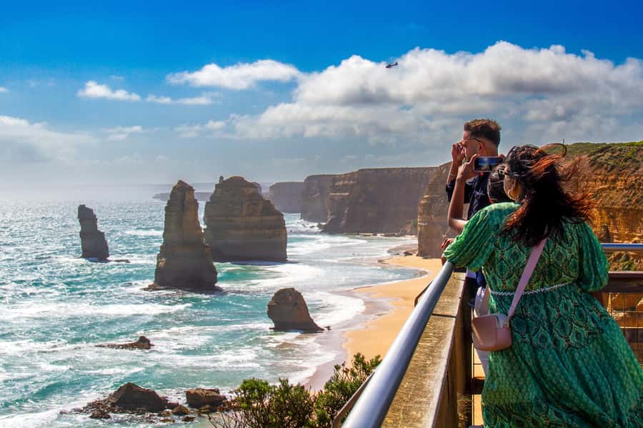 Great Ocean Road Tour w/ Deluxe Minibus & Top-Rated Guide - A long day out of Melbourne, and how to plan for it