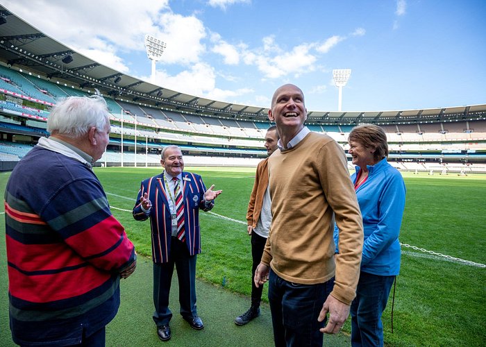 Half-Day Sports Lovers Bus Tour of Melbourne with MCG Tour - Customizing Your Sports Picks: How to Choose the Right Main Venue