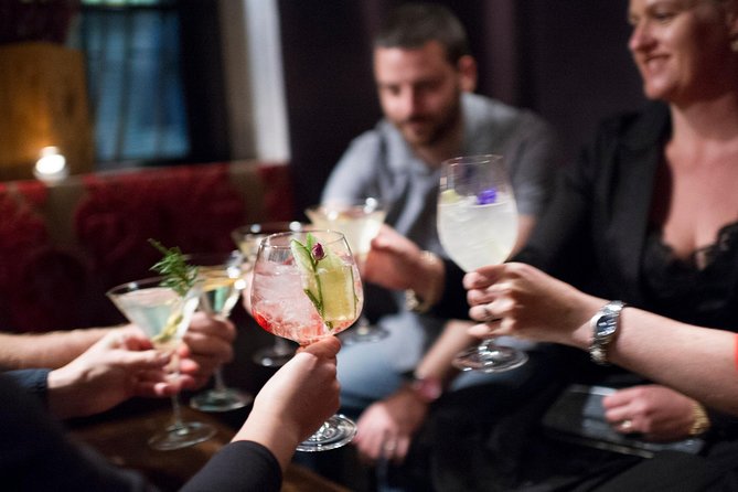 Hidden Bars of Melbourne - Meeting at Swanston Street and walking a route that fits a real night out