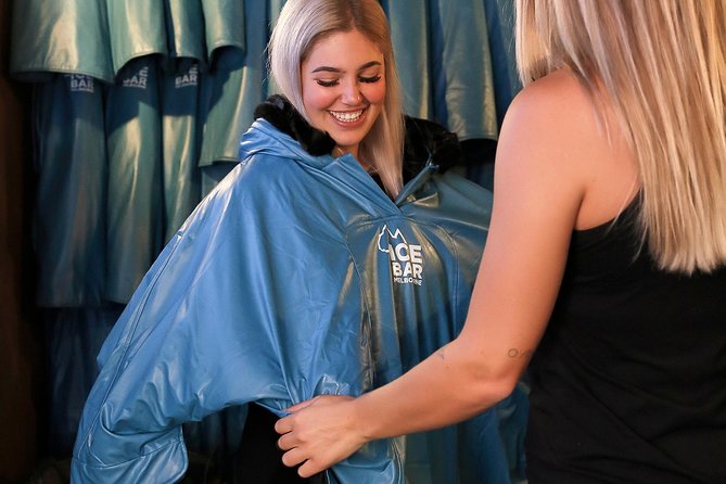 Ice Bar Tour in Melbourne with Cocktails - IceBar Melbourne in 45 Minutes: What the Cold Is Really Like