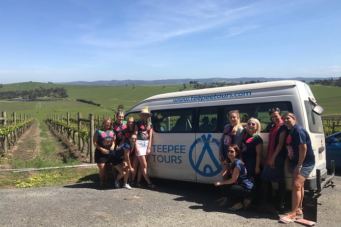 Laid back, Yarra Valley Wine Tour: Wine, Cider, Gin, Beer + Choc - Tokar Estate: a 5-wine tasting with wide range and big views