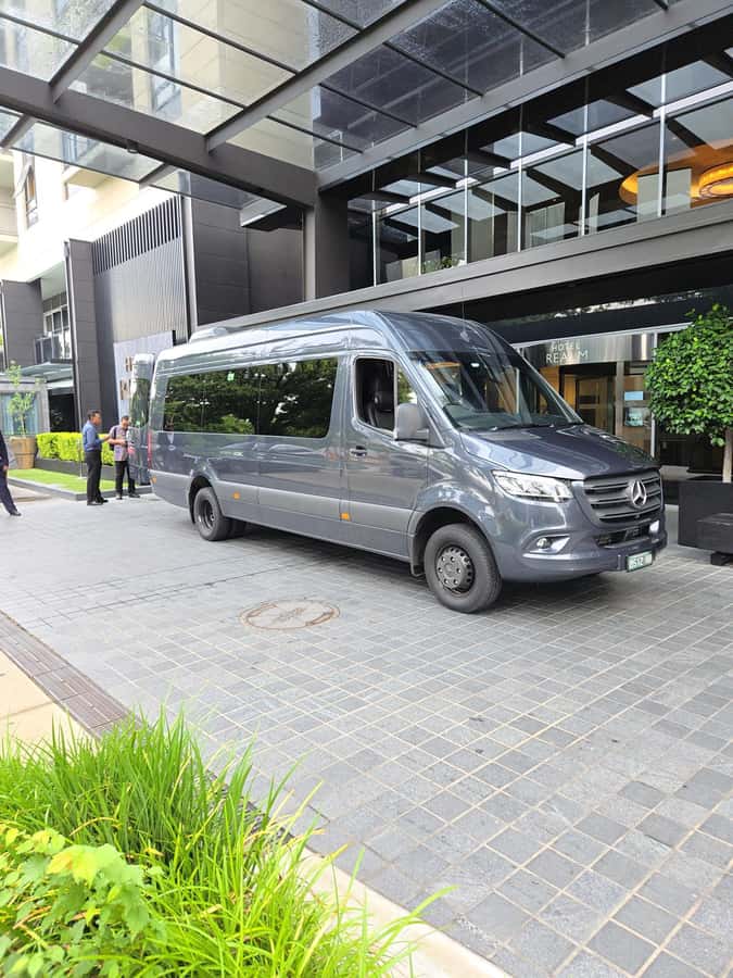 Luxury Private Great Ocean Road Tour – Up to 14 Guests - The Twelve Apostles timing: how to get the best photos