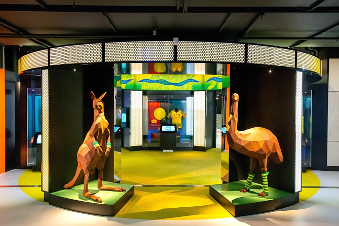 MCG Tour & Australian Sports Museum - Photos, shoes, and pacing tips that actually help