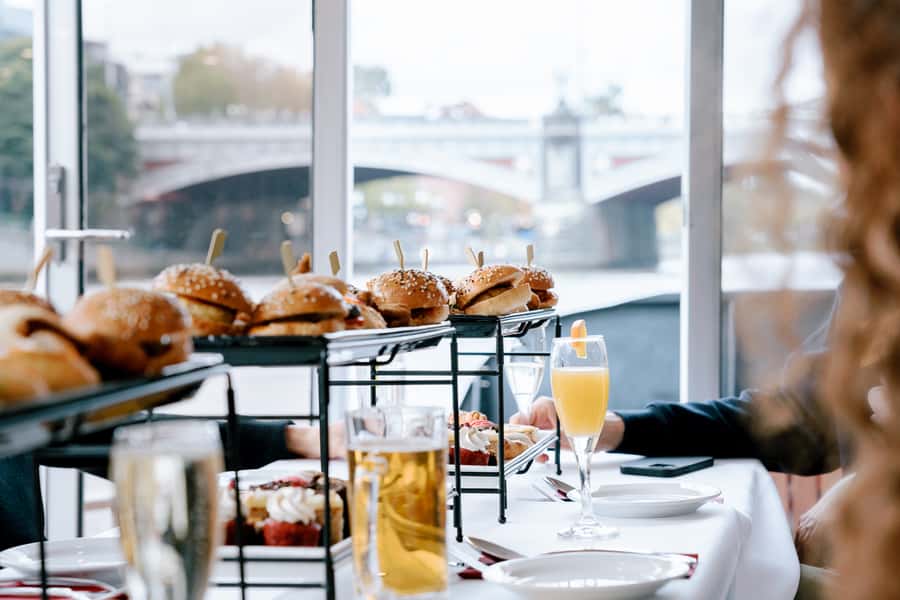 Melbourne: 2-Hour Bottomless Brunch Cruise - Southgate Boarding: Finding the Spirit of Melbourne Fast