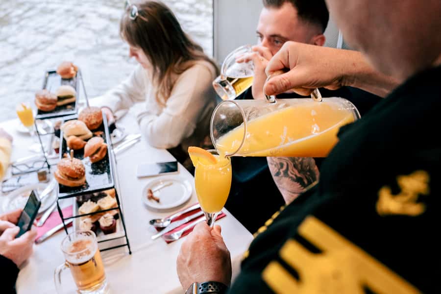 Melbourne: 2-Hour Bottomless Brunch Cruise - Bottomless Drinks: Unlimited Beer, Wine, and Prosecco Mimosas