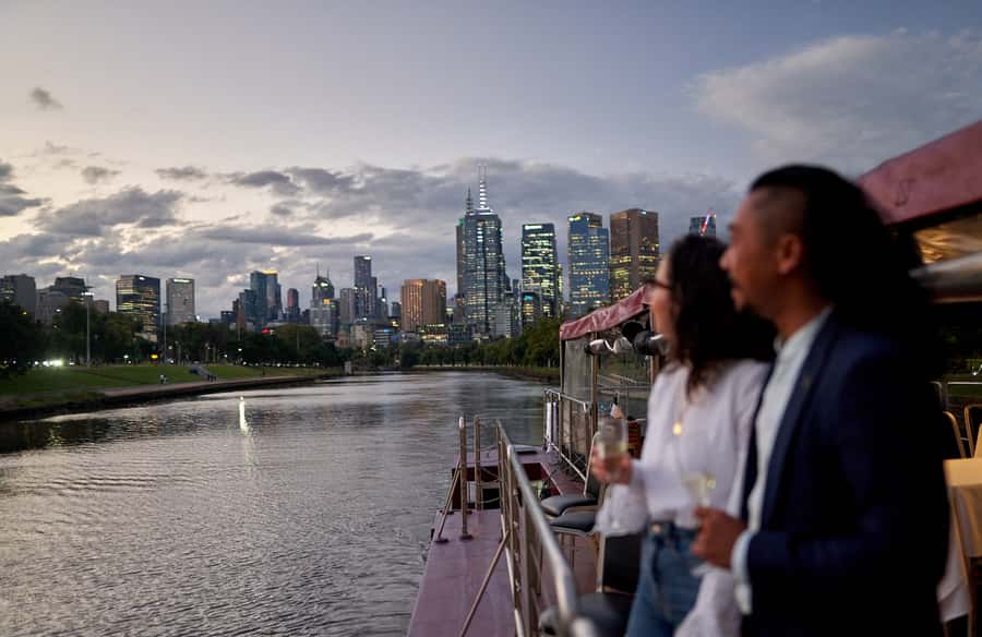 Melbourne: 4-Course Dinner Cruise with Drinks - Seating and views: how to maximize your window time