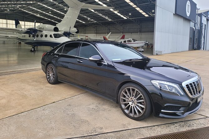 Melbourne Airport Arrival Or Departure Luxury Car Transfers - Entering Melbourne Fast: What This One-Way Luxury Transfer Really Covers