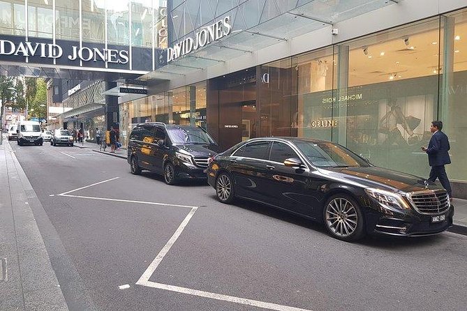 Melbourne Airport Arrival Or Departure Luxury Car Transfers - Finding Your Driver at Melbourne Airport Without Guesswork