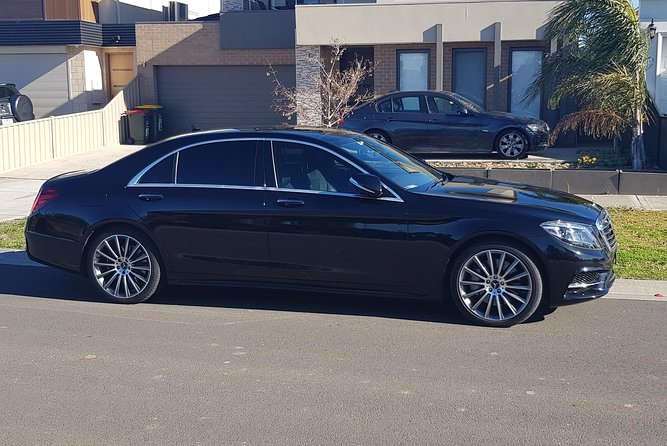 Melbourne Airport Arrival Or Departure Luxury Car Transfers - Should You Book This Melbourne Airport Transfer?