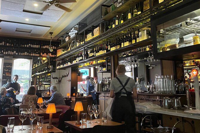 Melbourne Art, History, Wine & Food Walking Tour - Practical tips so the walk feels fun, not annoying