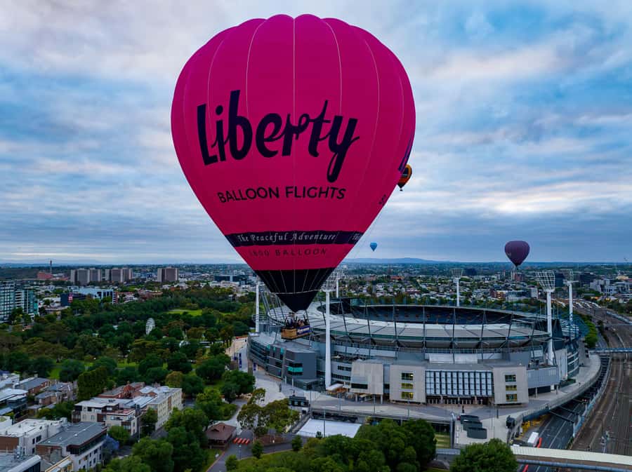 Melbourne: Balloon Flight at Sunrise - The safety briefing: short, serious, and the real foundation