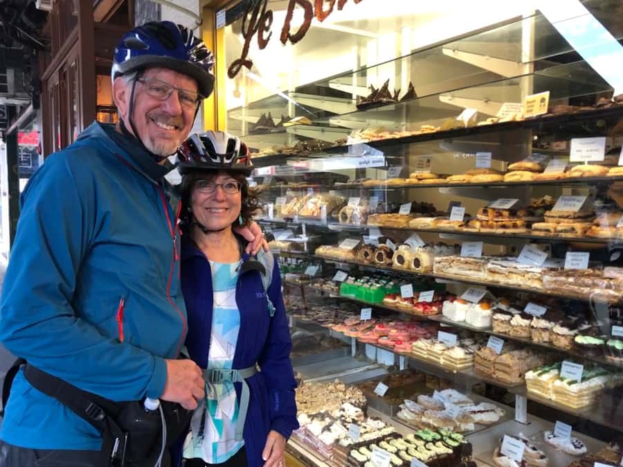 Melbourne: Bayside Bike Tour | Pedal into Local Seaside Life - St Kilda Botanical Gardens and Acland Street Village: A Breather With Personality