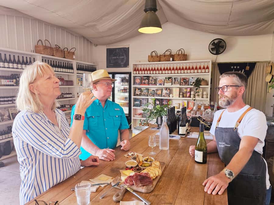 Melbourne: Boutique Phillip Island Wine, Dine & Penguin Tour - Getting out of Melbourne: Arts Centre pick-up and a coach day that doesn’t drag