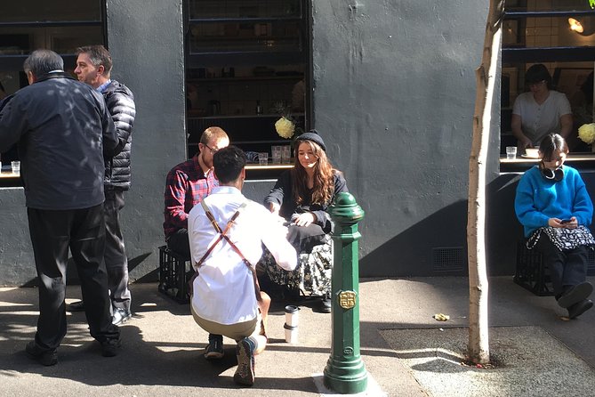 Melbourne Cafe and Coffee Culture Walking Tour - Coffee tastings + an included cup: how to get the most out of it