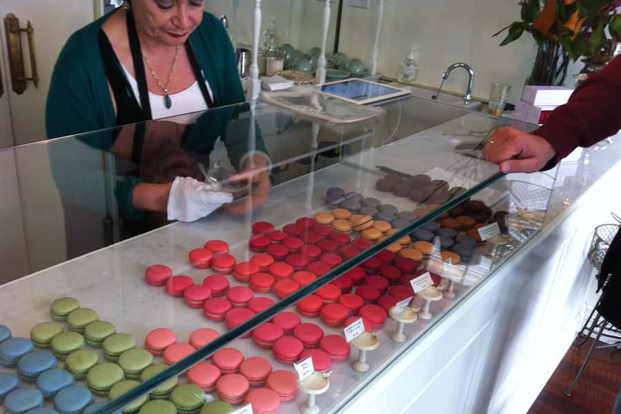 Melbourne: Cafe Culture Walk (small group/max 8 guests) - The guide experience: professional, friendly, and focused on a smooth morning