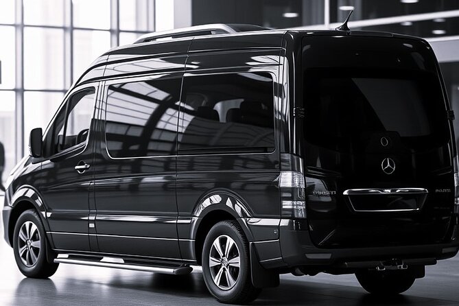 Melbourne CBD to MEL Airport Private Transfer 4 or more - Why this private airport transfer is so useful for families and groups