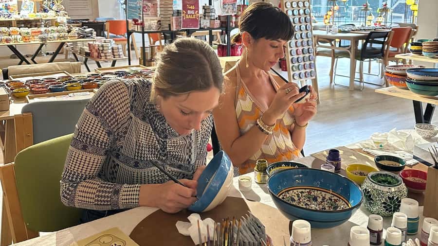 Melbourne: Ceramic Plates & Bowls Paint and Sip Classes - Key Things I’d Prioritize Before You Book