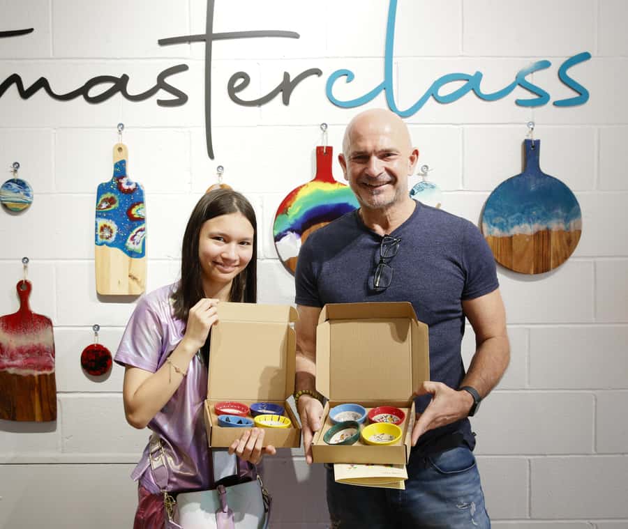 Melbourne: Ceramic Plates & Bowls Paint and Sip Classes - A Creative Night in Melbourne: Ceramic Painting That Feels Like Leisure