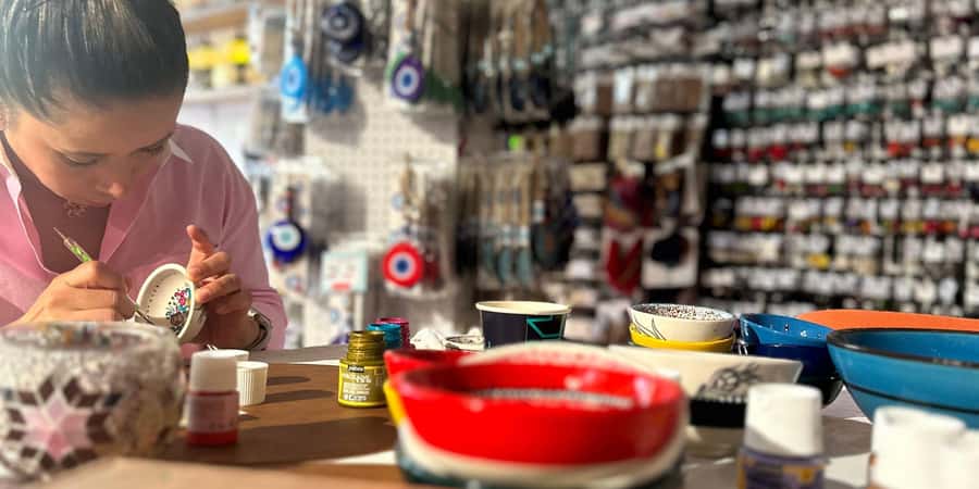 Melbourne: Ceramic Plates & Bowls Paint and Sip Classes - Bring Your Own Wine: How to Make It a True Paint-and-Sip Night
