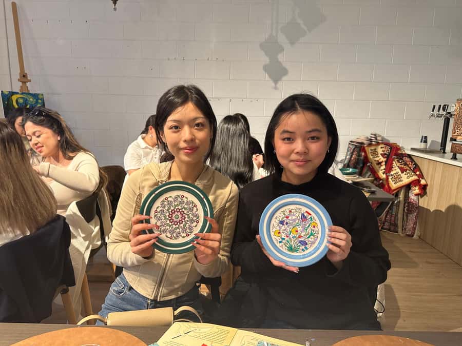 Melbourne: Ceramic Plates & Bowls Paint and Sip Classes - Price and Value: Is $55 a Good Deal for a Finished Ceramic Piece?