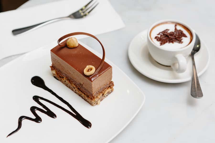 Melbourne Chocolate Wonderland Walking Tour - The first tastings: from plantation to plate (and how to taste like a pro)