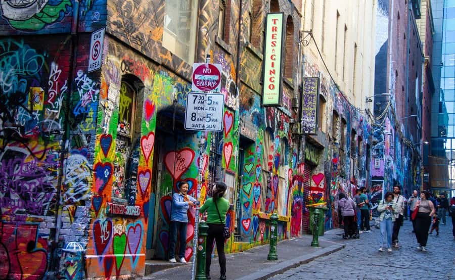 Melbourne: City Highlights Group Tour by Bus - Getting Oriented: pickup near Flinders & Market (and where the bus parks)