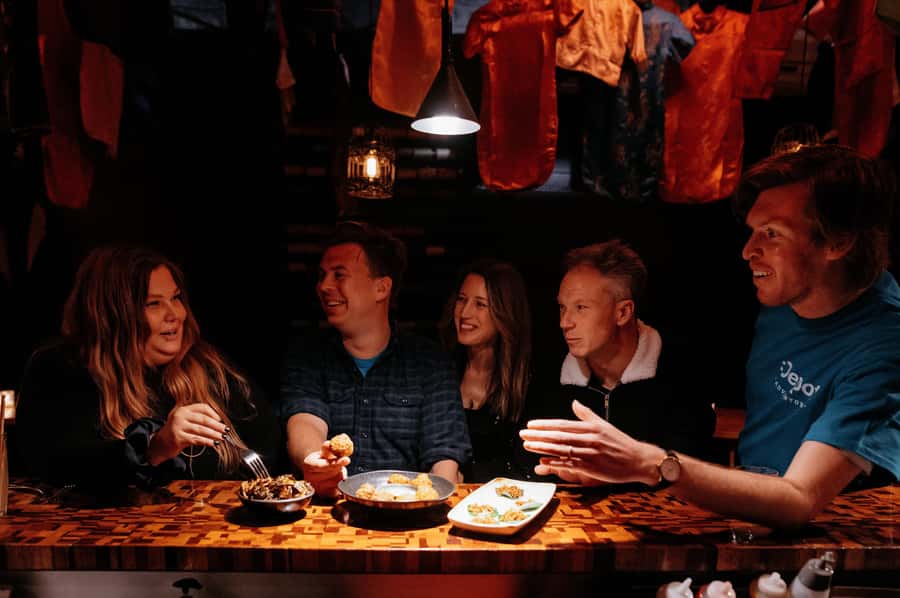 Melbourne: City Laneways Progressive Dinner and Drink - Federation Square Dessert Finish: Ice Cream or Italian Granita (15 Minutes)