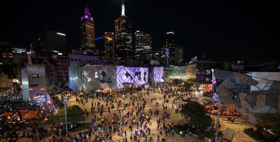 Melbourne City Surrounding Sightseeing Tour - City Centre Drive-By: Getting Your Bearings Fast
