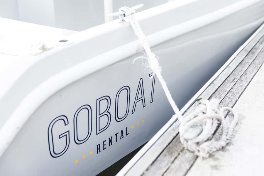 Melbourne: Electric Picnic Boat Rental on the Yarra River - Booking Checklist: What to Pack and What to Expect Onboard