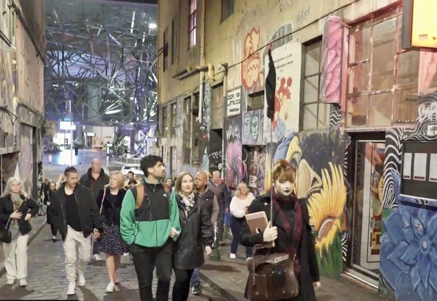 Melbourne: Ghosts, Murder, & Mystery Guided Walking Tour - Frederick Federici at the Princess Theatre: opera to tragedy