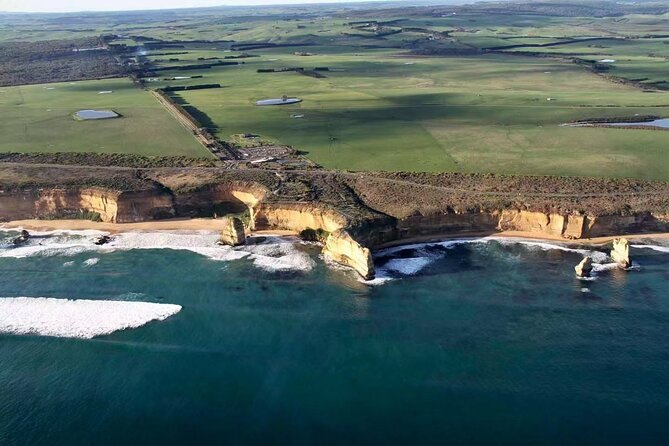 Melbourne: Great Ocean Road & Iconic Coastal Views Day Tour - Split Point Lighthouse and the Red Hat View