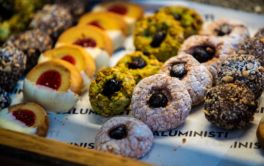 Melbourne: Guided Walking and Foodie Tour - Meeting at the Immigration Museum and Skipping the Ticket Line